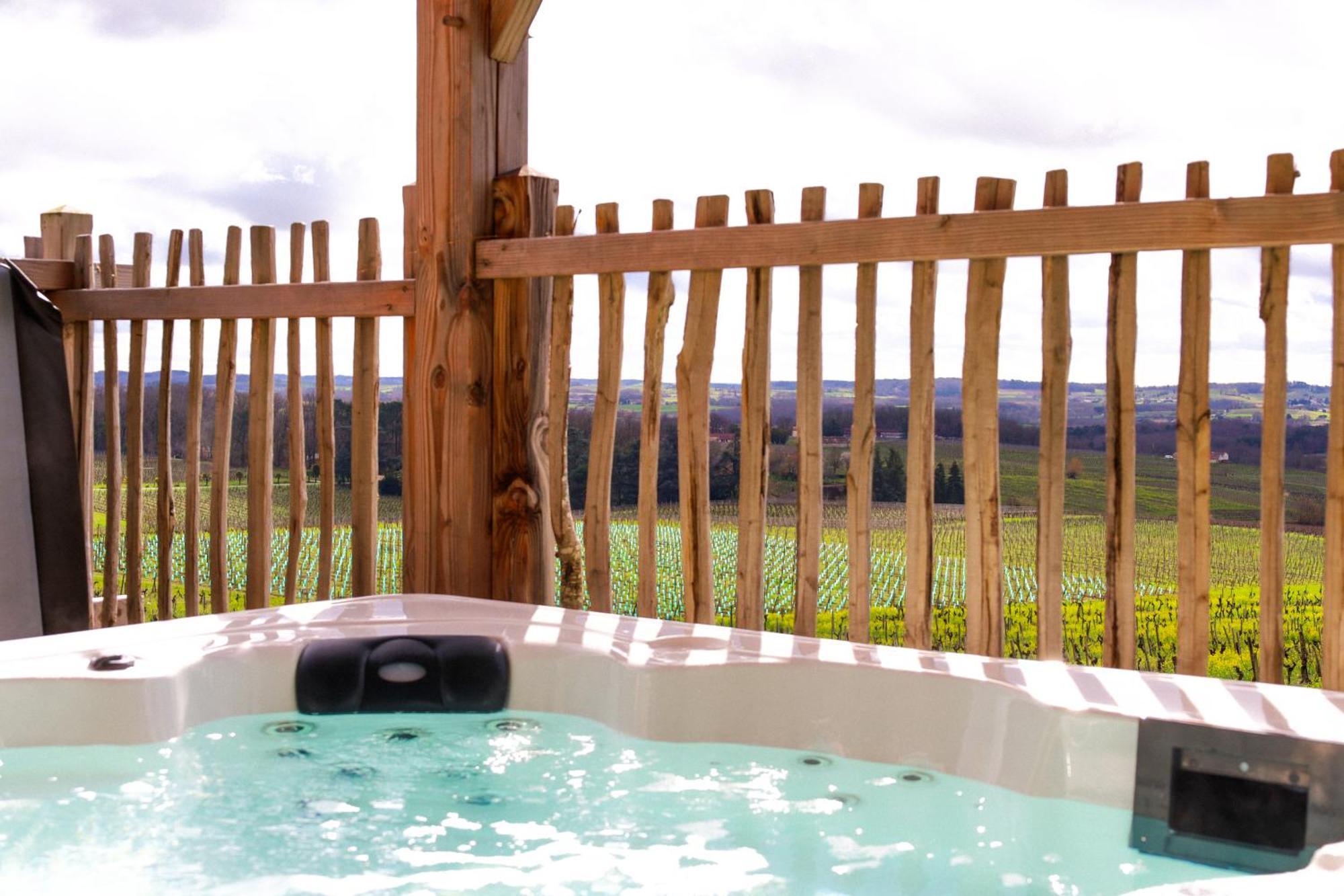 Le Domaine De La Tour Des Vents Bed & Breakfast Bergerac Ngoại thất bức ảnh