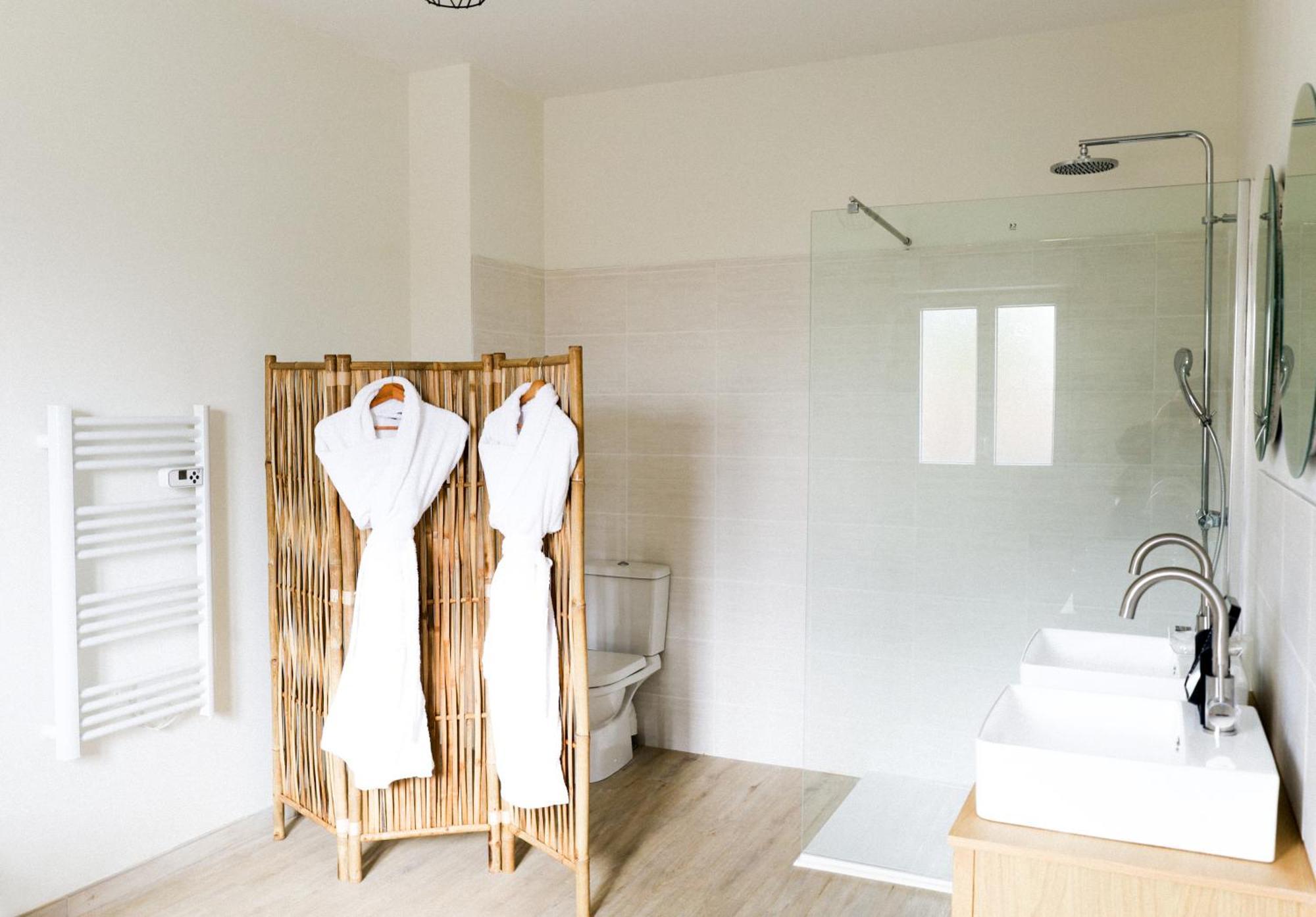 Le Domaine De La Tour Des Vents Bed & Breakfast Bergerac Ngoại thất bức ảnh