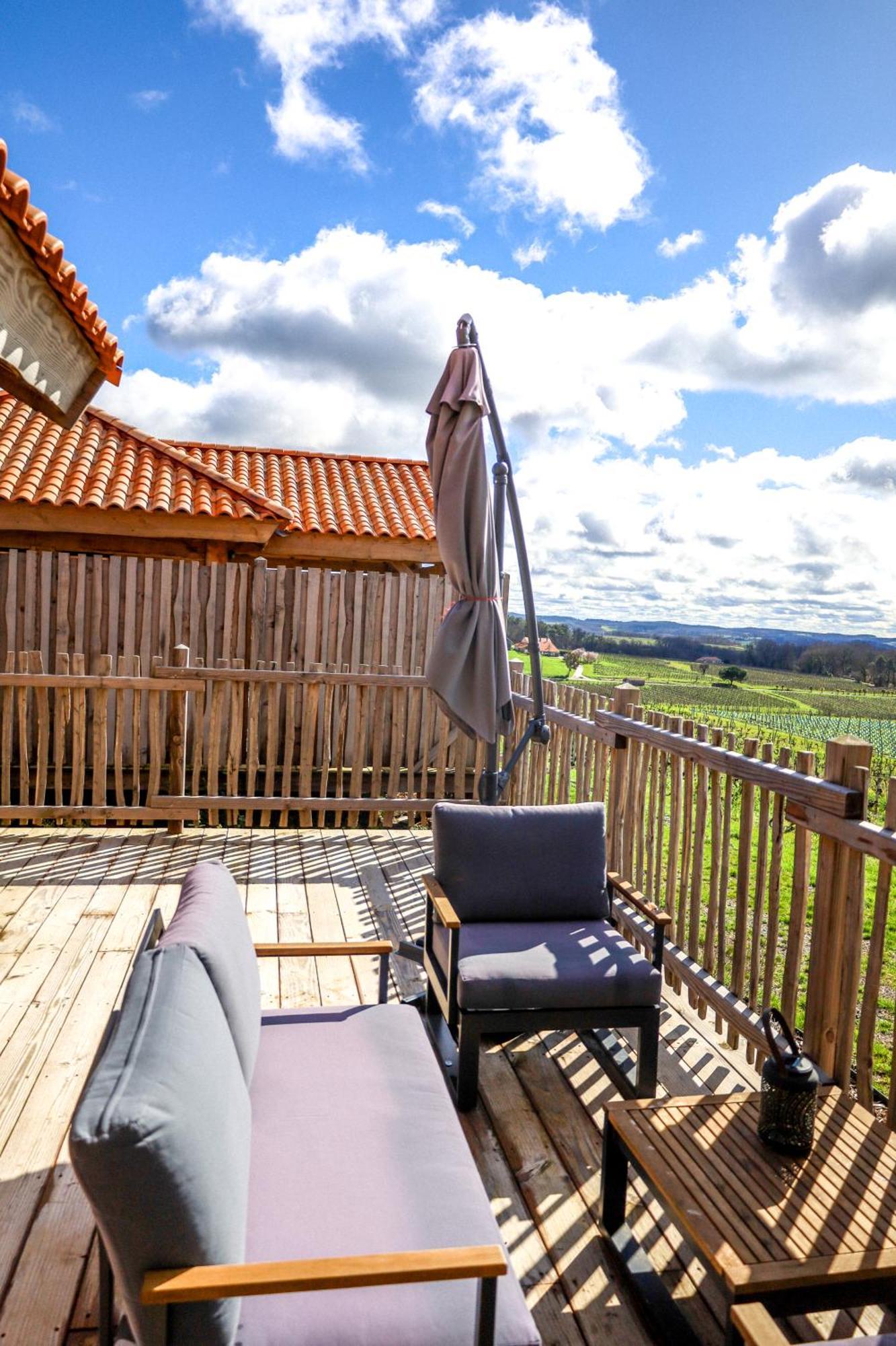 Le Domaine De La Tour Des Vents Bed & Breakfast Bergerac Ngoại thất bức ảnh
