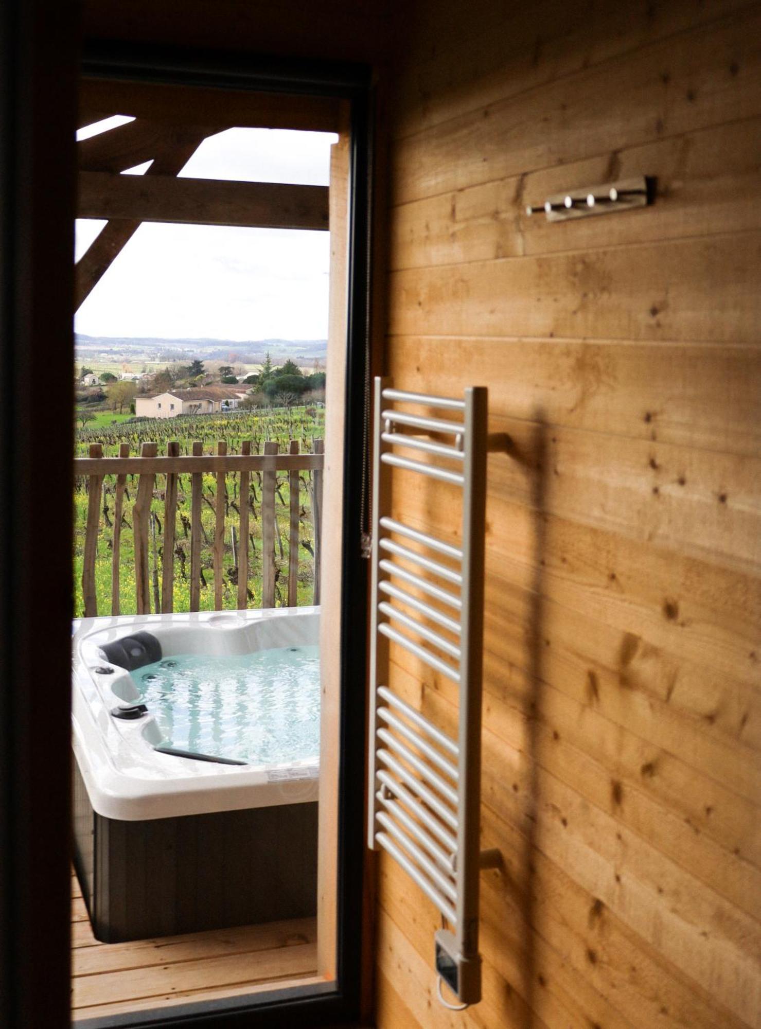 Le Domaine De La Tour Des Vents Bed & Breakfast Bergerac Ngoại thất bức ảnh