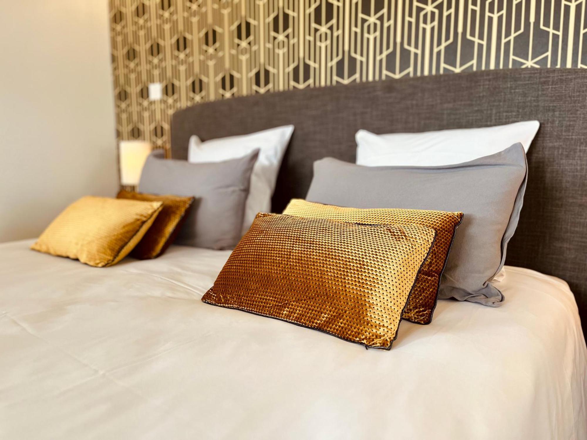 Le Domaine De La Tour Des Vents Bed & Breakfast Bergerac Ngoại thất bức ảnh